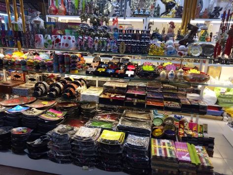 Ben Thahn Market-5